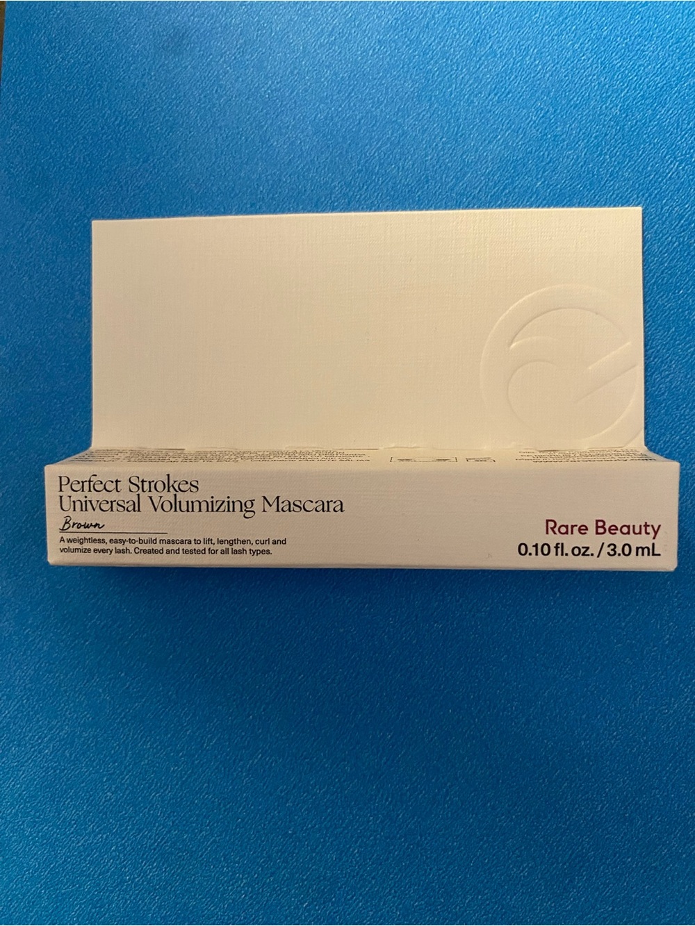 Rare Beauty Perfect Strokes Universal Volumizing Mascara - Brown